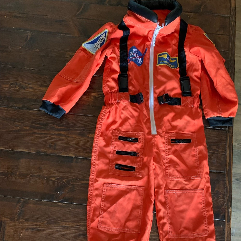 NASA astronaut costume size 4-6
